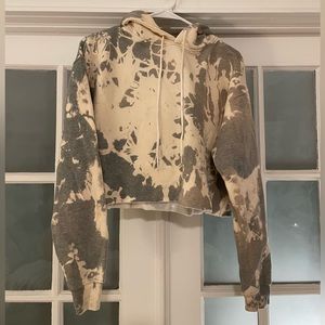 Cropped tie die hoodie